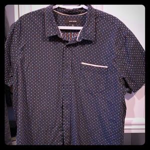 NWOT Men’s Adam Levine button down